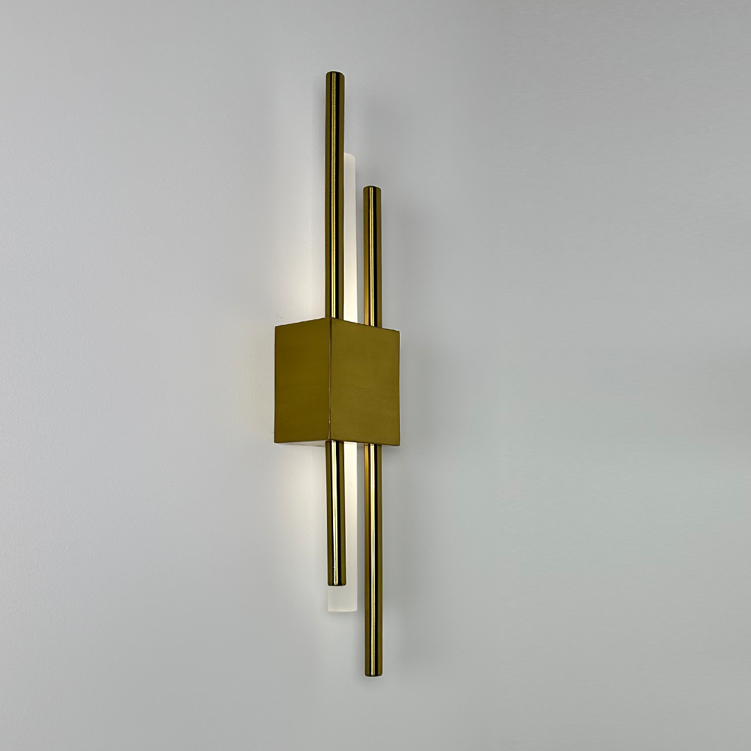 Glitch Wall Light • Gold • Wall Wired •